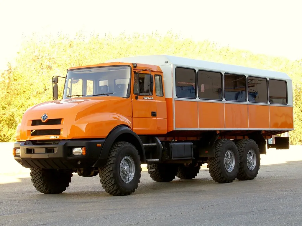 Урал 3255 2007, автобус, 1 поколение (01.2007 - 05.2015)