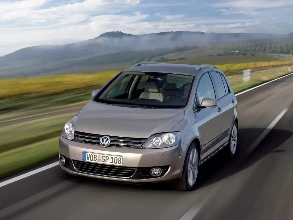Volkswagen Golf Plus рестайлинг 2008, хэтчбек 5 дв., 5 поколение, Mk5 (04.2008 - 09.2014)
