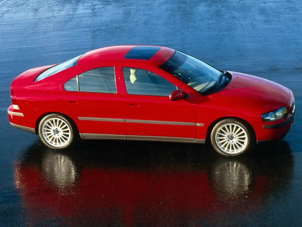 Volvo S60 2000, седан, 1 поколение, P24 (09.2000 - 04.2004)