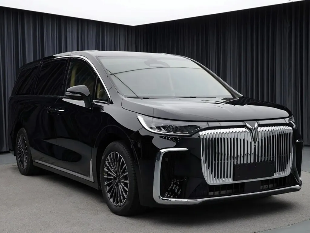 Voyah Dream рестайлинг 2024, минивэн, 1 поколение (08.2024 - н.в.)