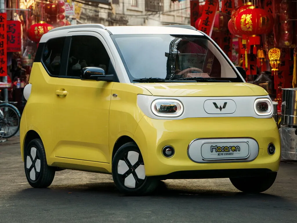 Wuling Hongguang Mini EV рестайлинг 2023, хэтчбек 3 дв., 1 поколение (04.2023 - н.в.)