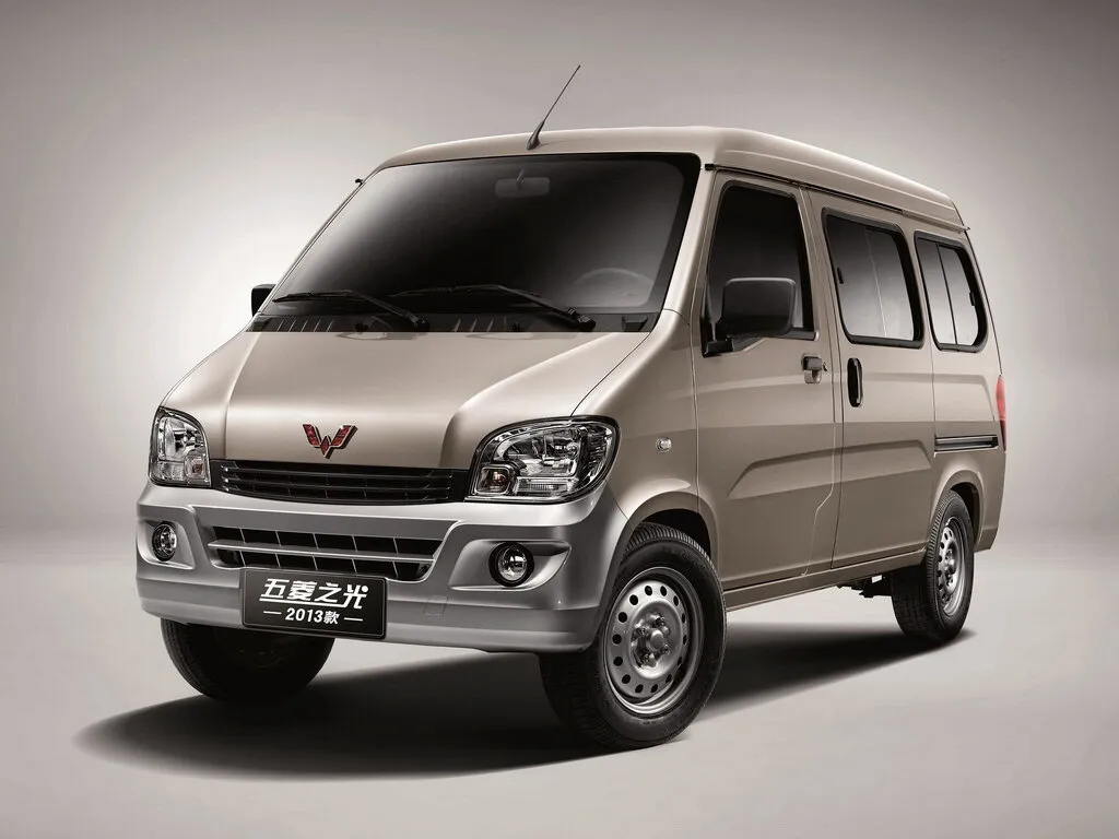 Wuling Sunshine рестайлинг 2013, минивэн, 2 поколение (04.2013 - н.в.)