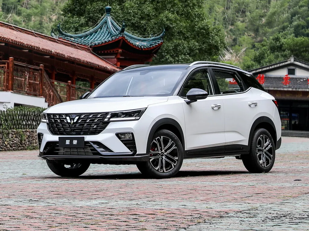 Wuling Xingchi 2021, джип/suv 5 дв., 1 поколение, 310S (04.2021 - н.в.)