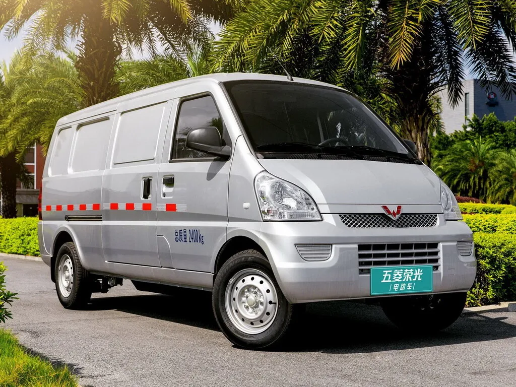 Wuling Rongguang 2008, цельнометаллический фургон, 1 поколение (06.2008 - н.в.)