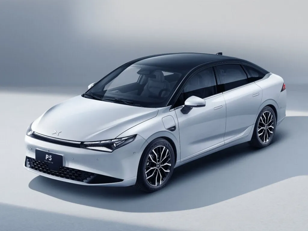 Xpeng P5 рестайлинг 2023, седан, 1 поколение (09.2023 - н.в.)