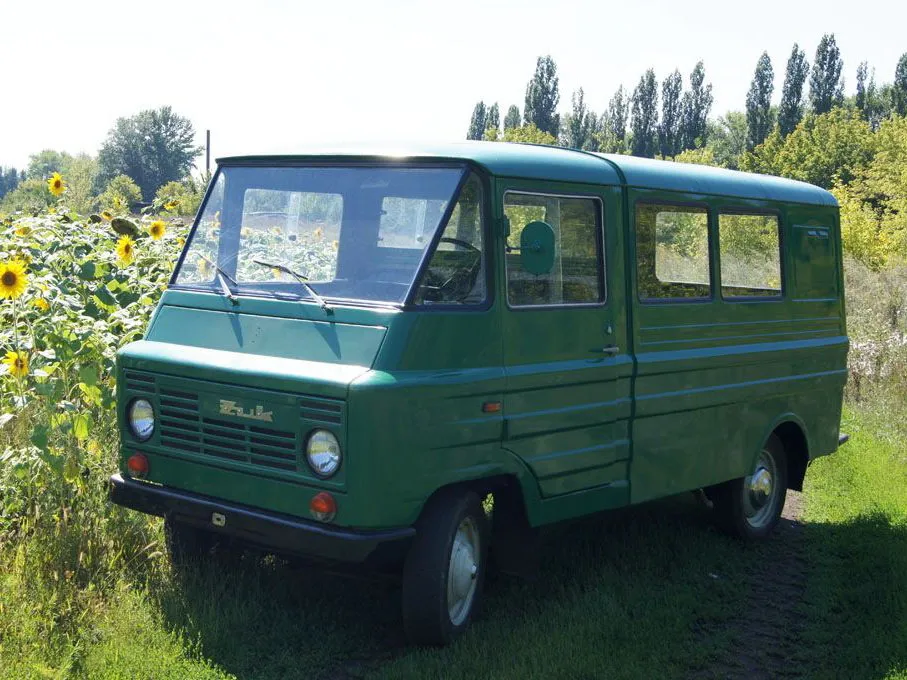 Zuk A06 рестайлинг 1973, цельнометаллический фургон, 1 поколение, A07M (01.1973 - 12.1991)